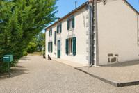 Propriété à vendre à Lathus-Saint-Rémy, Vienne - 219 350 € - photo n°1