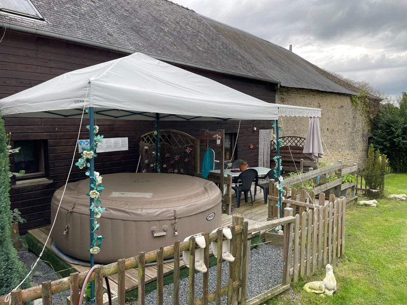 French property for sale in Villaines-la-Juhel, Mayenne - €265,000 - photo 11