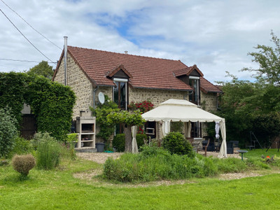 French property for sale in Saint-Dizier-Masbaraud, Creuse - €165,000 - photo 0