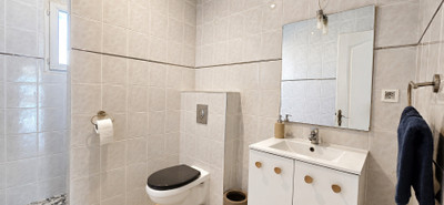 French property for sale in Saint-Nazaire, Gard - €395,000 - photo 10