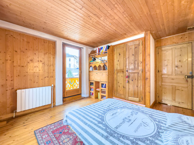 Ski property for sale in Courchevel Le Praz - €1,999,000 - photo 6