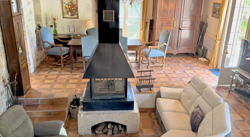 French property for sale in Pradines, Lot - €395,000 - photo 4