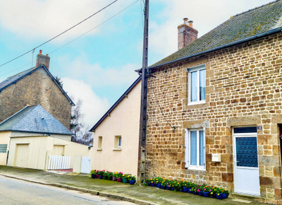 Maison à vendre à Désertines, Mayenne, Pays de la Loire, avec Leggett Immobilier