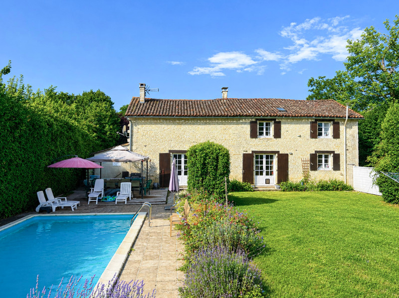 Propriété à vendre à Villefagnan, Charente - 199 950 €