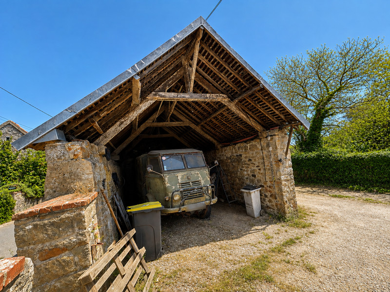 French property for sale in Sortosville-en-Beaumont, Manche - €174,000 - photo 4
