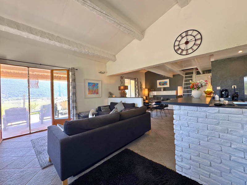 French property for sale in Caille, Alpes-Maritimes - €285,000 - photo 1
