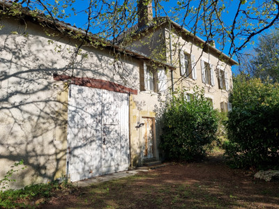 French property for sale in Brigueuil, Charente - €194,400 - photo 13