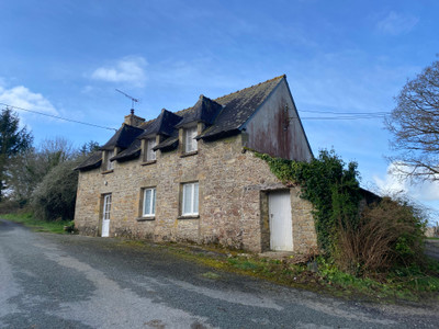Maison à vendre à Plélauff, Côtes-d'Armor, Bretagne, avec Leggett Immobilier
