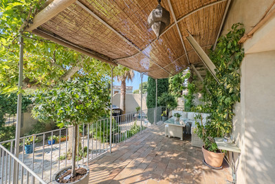 French property for sale in Neffiès, Hérault - €950,000 - photo 3