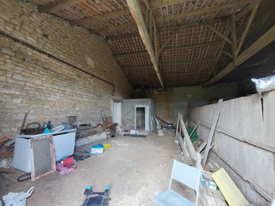 French property for sale in Boisné-La Tude, Charente - €254,000 - photo 3