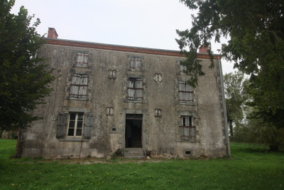 French property for sale in La Croix-sur-Gartempe, Haute-Vienne - €99,000 - photo 1