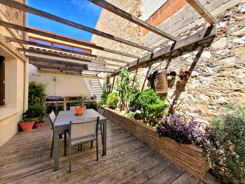 French property for sale in Saint-Laurent-de-la-Salanque, Pyrénées-Orientales - €468,000 - photo 0