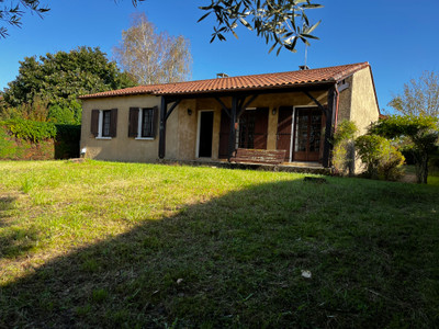 French property for sale in Saint-Méard-de-Gurçon, Dordogne - €167,400 - photo 1