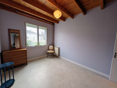French property for sale in Pouillac, Charente-Maritime - €149,000 - photo 5