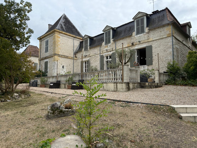 chateau for sale in Gironde
