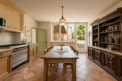 French property for sale in ST MAIGRIN, Charente-Maritime - €1,057,880 - photo 2