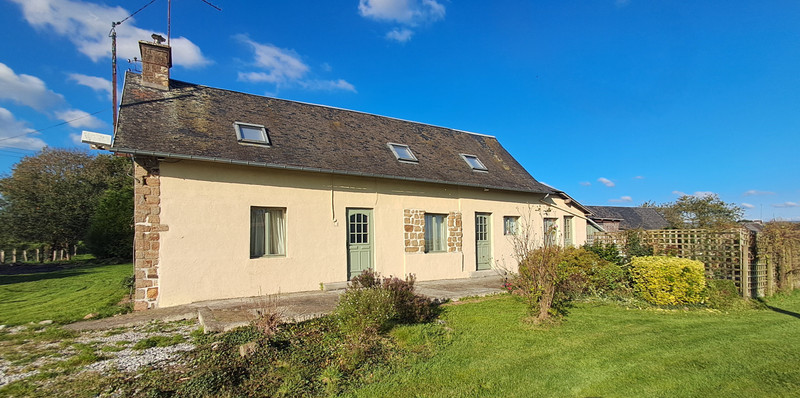 French property for sale in Romagny Fontenay, Manche - €194,000 - photo 2