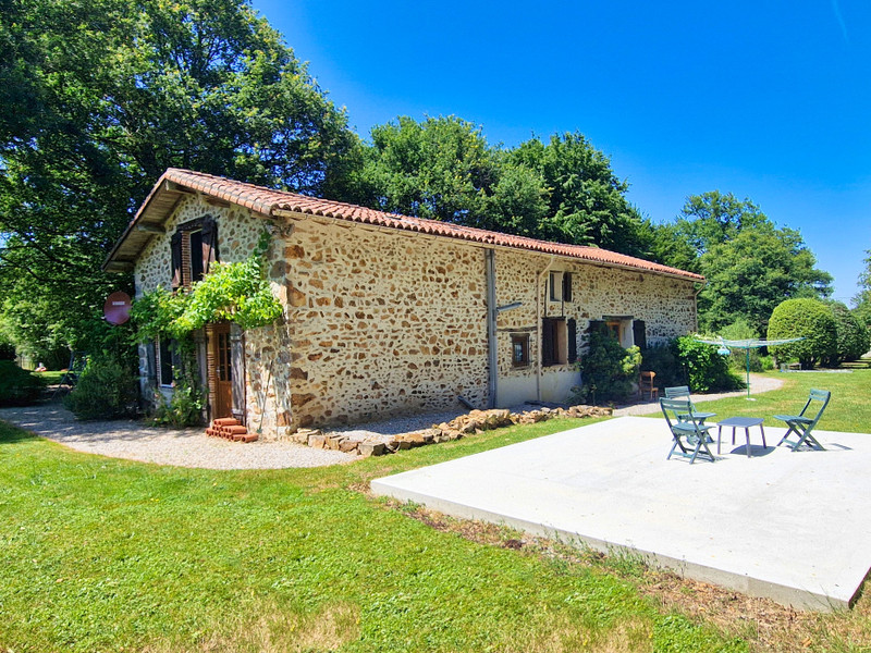 French property for sale in Saulgond, Charente - €215,000 - photo 1