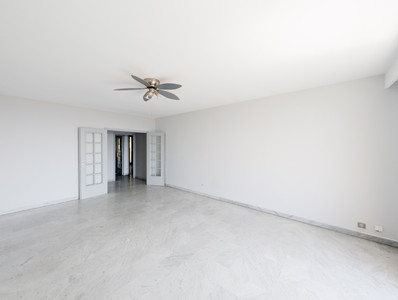 French property for sale in Nice, Alpes-Maritimes - €435,000 - photo 5