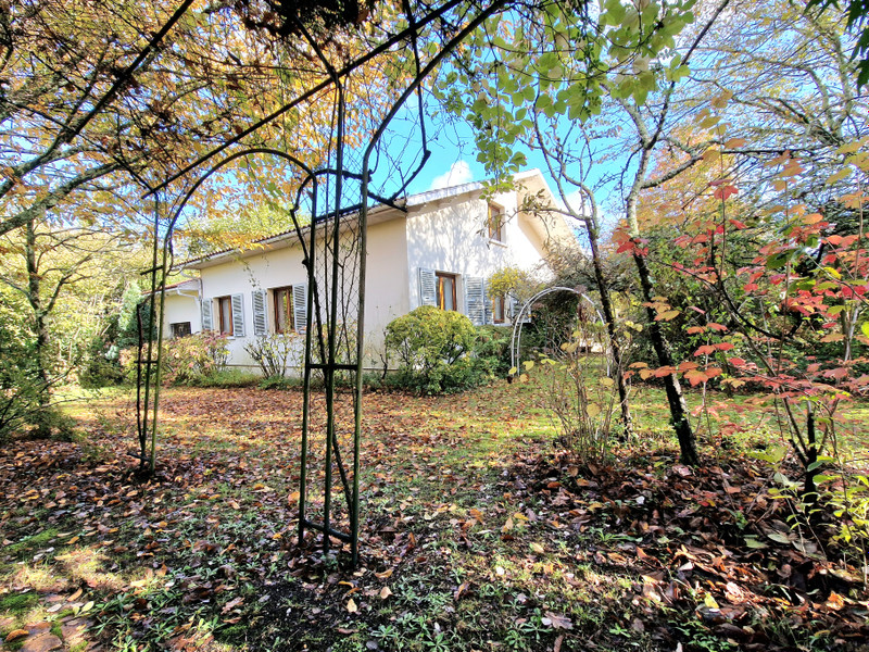 French property for sale in Pessac, Gironde - &#8364;798,000 - photo 4