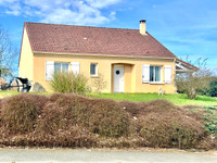 Maison à vendre à Le Grand-Bourg, Creuse - 162.000 € - photo 1