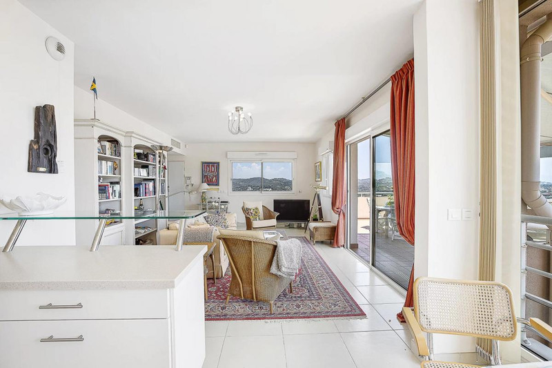 French property for sale in Mandelieu-la-Napoule, Alpes-Maritimes - €750,000 - photo 8
