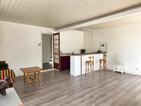 Maison à vendre à Manot, Charente - 99.000 € - photo 2