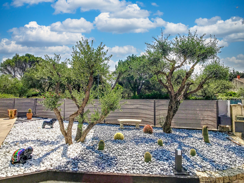 French property for sale in Les Angles, Gard - €549,000 - photo 11