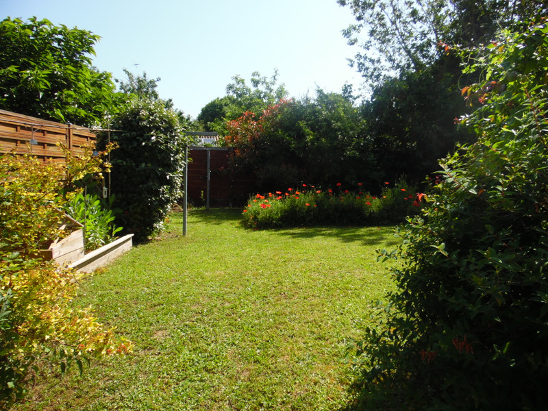 French property for sale in Périssac, Gironde - €299,900 - photo 10