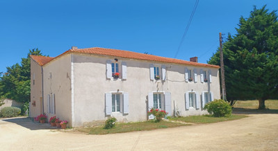 Maison à vendre à Angliers, Charente-Maritime, Poitou-Charentes, avec Leggett Immobilier