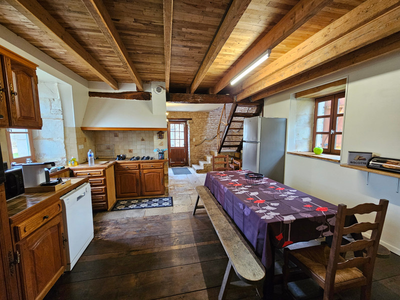 French property for sale in Voulême, Vienne - €477,000 - photo 3