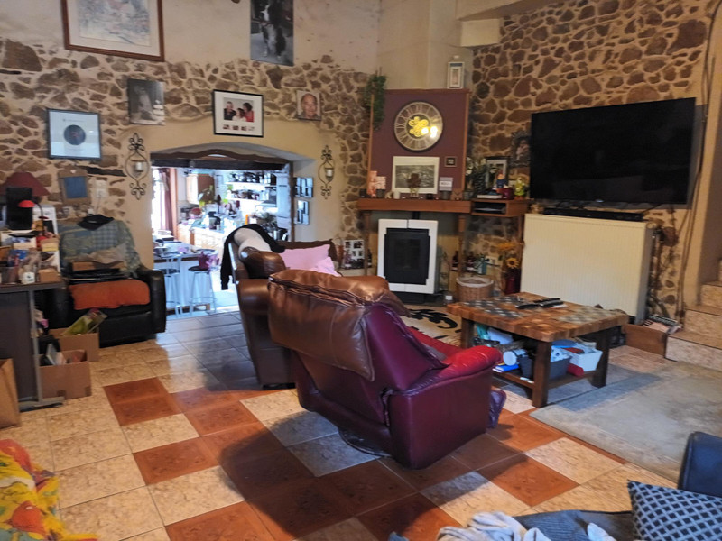 French property for sale in Chirac, Charente - &#8364;344,500 - photo 4