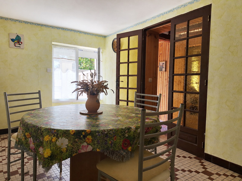 French property for sale in Vendeuvre, Calvados - €125,000 - photo 3