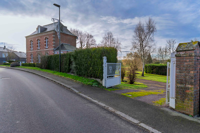French property for sale in Foucarmont, Seine-Maritime - €251,450 - photo 1