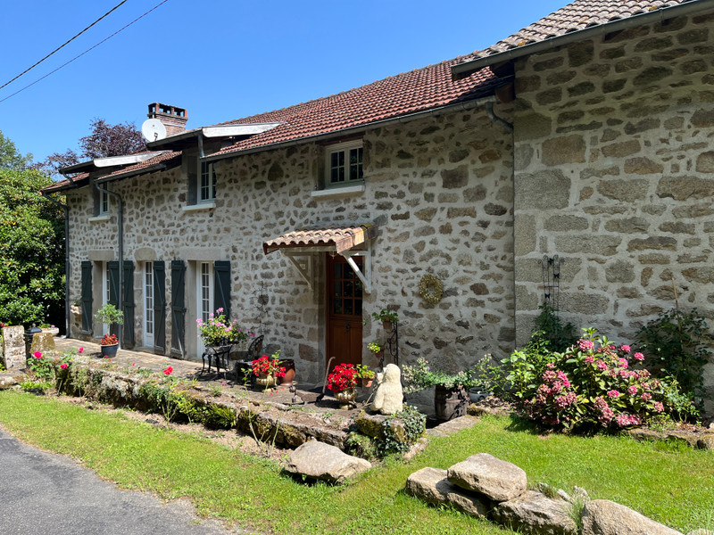 French property for sale in Bujaleuf, Haute-Vienne - €381,600 - photo 9