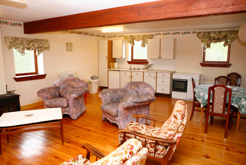French property for sale in Fontaine-Chalendray, Charente-Maritime - €267,500 - photo 5