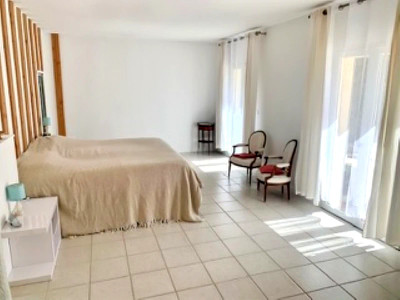 French property for sale in Avignon, Vaucluse - €395,000 - photo 5