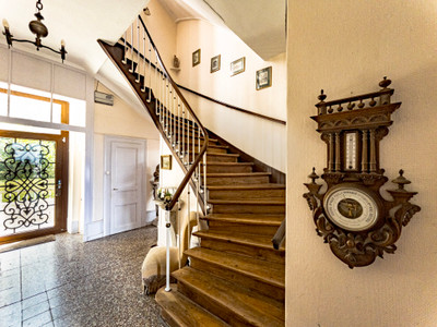 French property for sale in Annecy, Haute-Savoie - €3,885,000 - photo 3