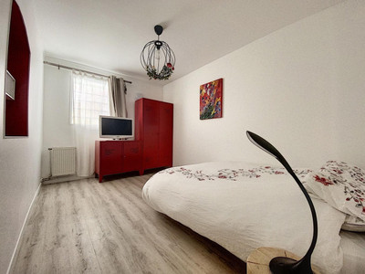 French property for sale in Pantin, Seine-Saint-Denis - €495,000 - photo 4