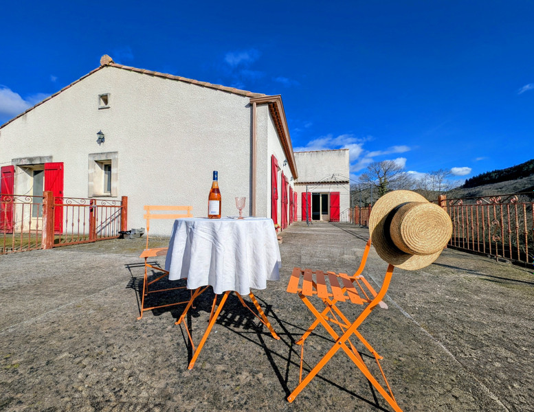 French property for sale in Courniou, Hérault - €267,000 - photo 0