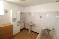 Maison à vendre à Coulonges, Vienne - 78.000 € - photo 11