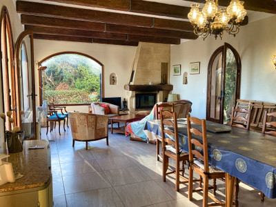 French property for sale in Bouzigues, Hérault - €840,000 - photo 4