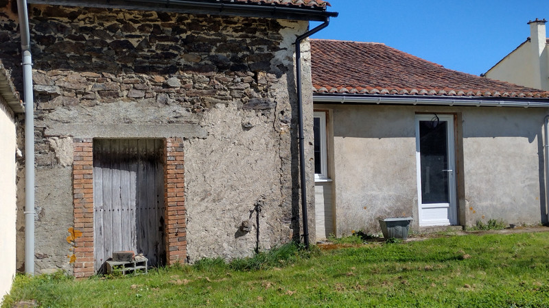 French property for sale in Val-d'Oire-et-Gartempe, Haute-Vienne - €60,000 - photo 11
