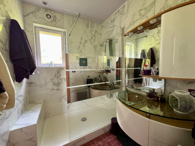 French property for sale in Spézet, Finistère - €299,000 - photo 3
