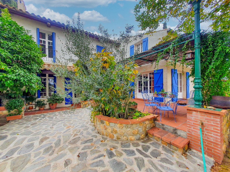 Maison à vendre à Thuir, Pyrénées-Orientales - 570 000 € - photo 1