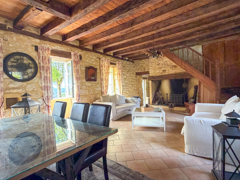 French property for sale in Salignac-Eyvigues, Dordogne - €328,600 - photo 4