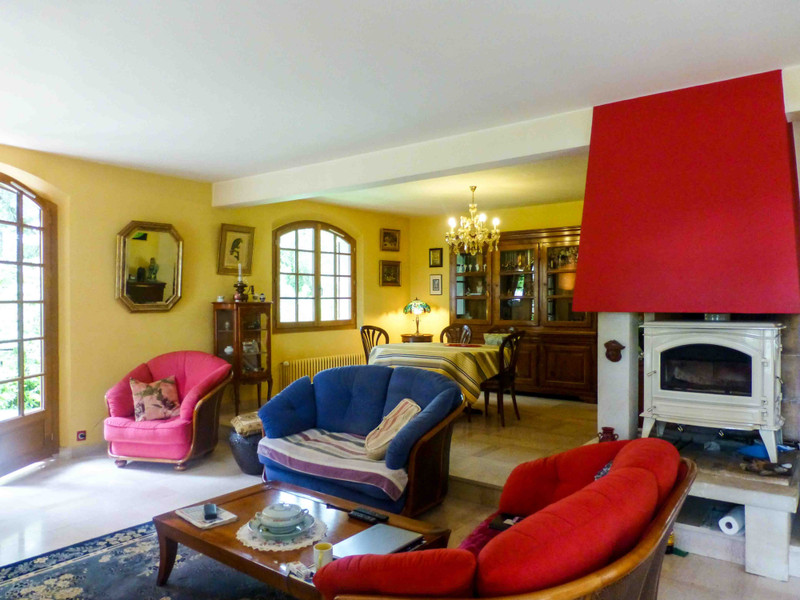 French property for sale in Saint-Yrieix-la-Perche, Haute-Vienne - &#8364;335,000 - photo 3
