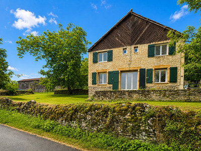 French property for sale in Bouzic, Dordogne - €140,000 - photo 1