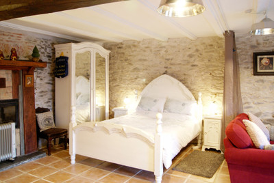 French property for sale in Vouvant, Vendée - €299,600 - photo 6