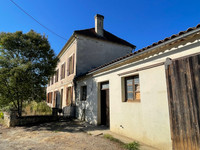 French property, houses and homes for sale in Saint-Pey-de-Castets Gironde Aquitaine